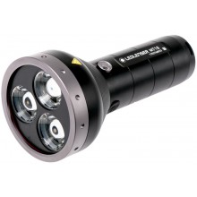 Torcia MT18 Serie Outdoor potenza 2000 lumen 540 metri (Led Lenser)